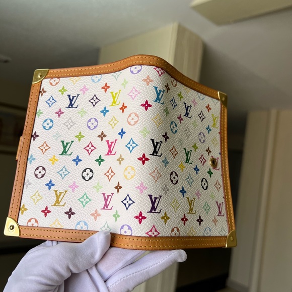 Auth Murakami Agenda Wallet EUC comes with dust bag - Picture 5 of 15